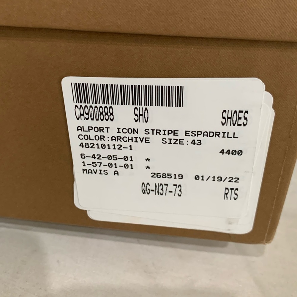 BNIB Burberry Men’s Espadrilles - Picture 8 of 8